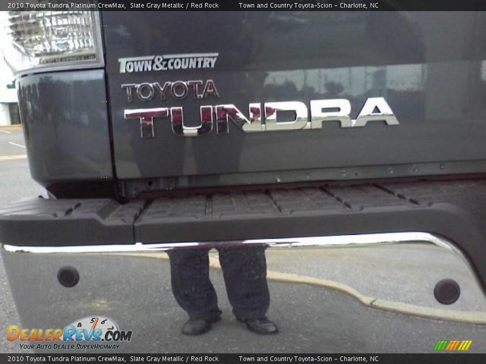 2010 Toyota Tundra Platinum CrewMax Slate Gray Metallic / Red Rock Photo #23