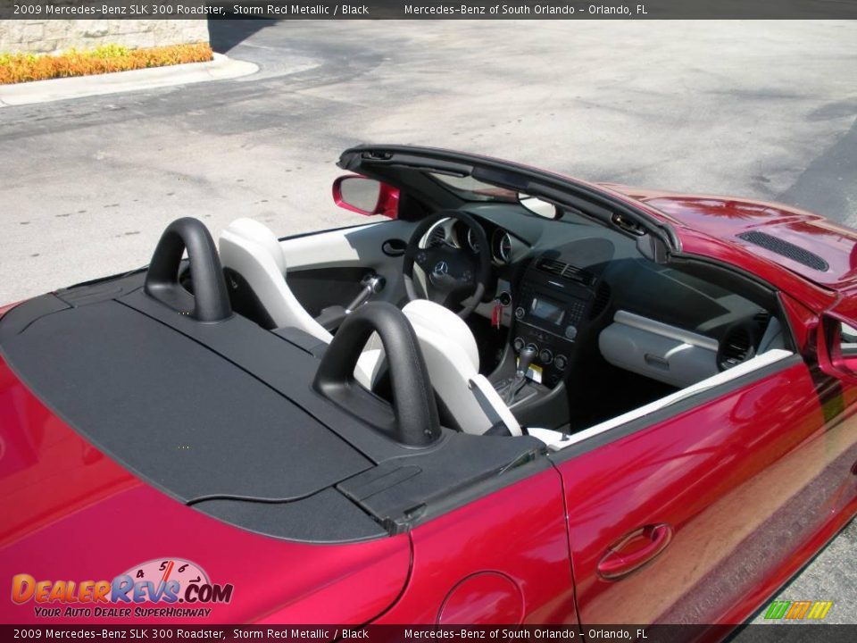2009 Mercedes-Benz SLK 300 Roadster Storm Red Metallic / Black Photo #11