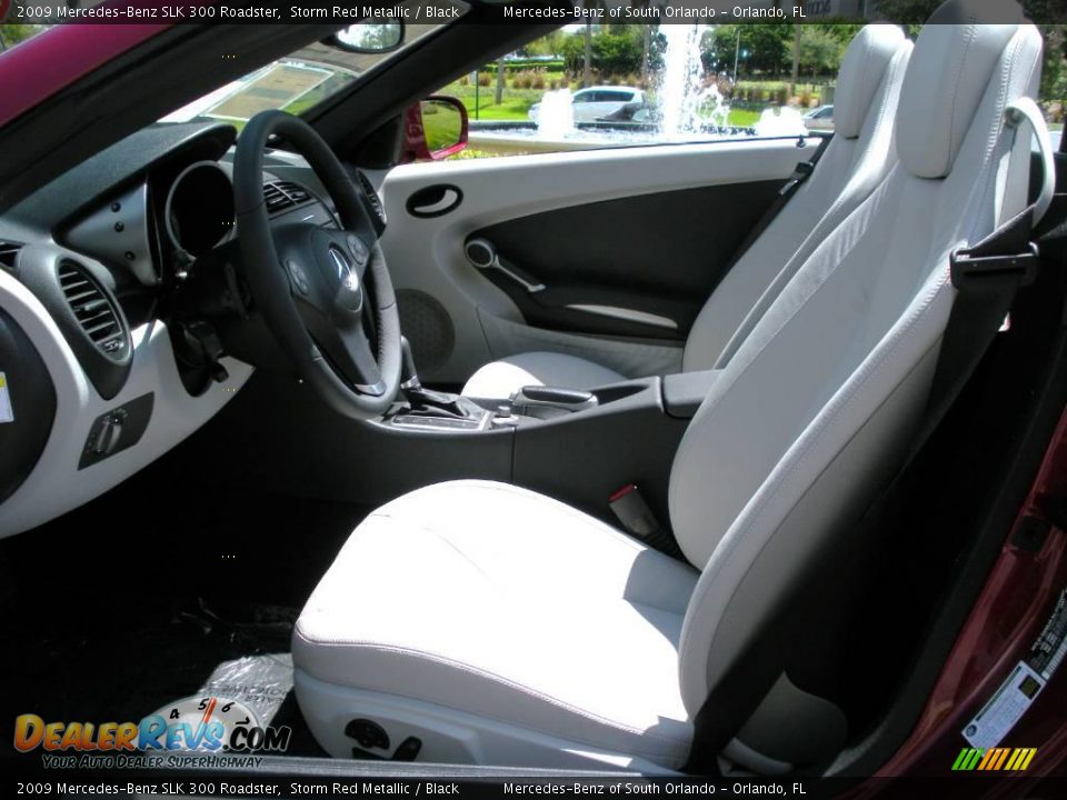 2009 Mercedes-Benz SLK 300 Roadster Storm Red Metallic / Black Photo #16