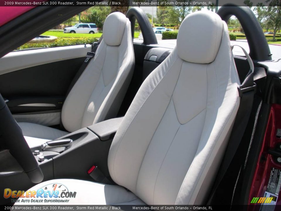 2009 Mercedes-Benz SLK 300 Roadster Storm Red Metallic / Black Photo #17
