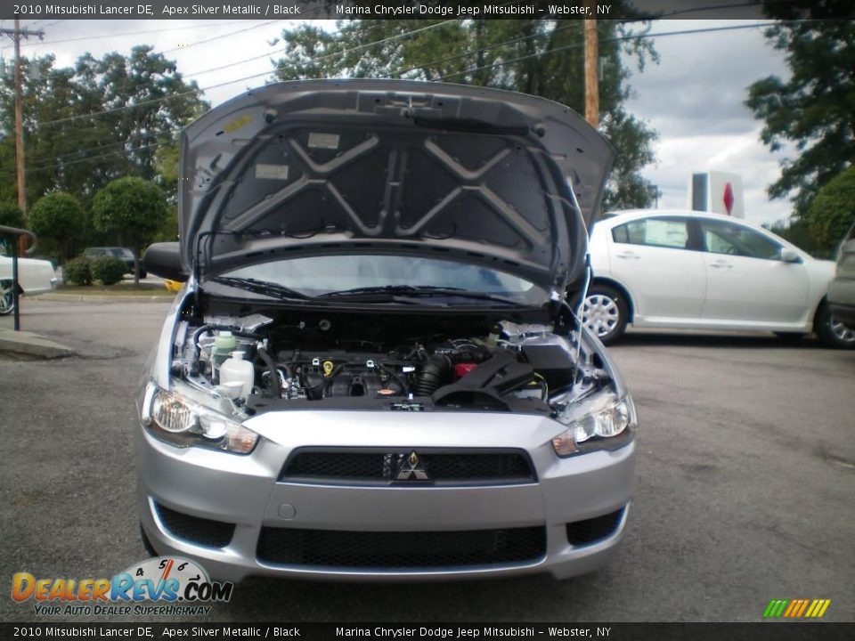 2010 Mitsubishi Lancer DE Apex Silver Metallic / Black Photo #13