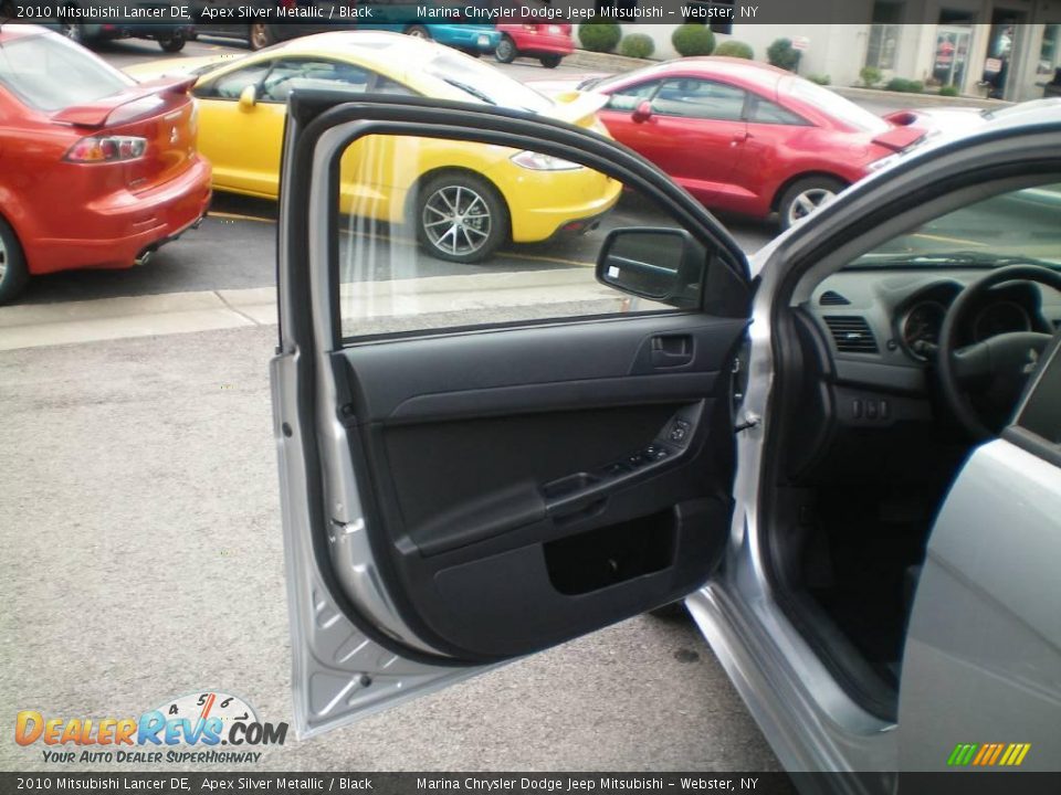 2010 Mitsubishi Lancer DE Apex Silver Metallic / Black Photo #15