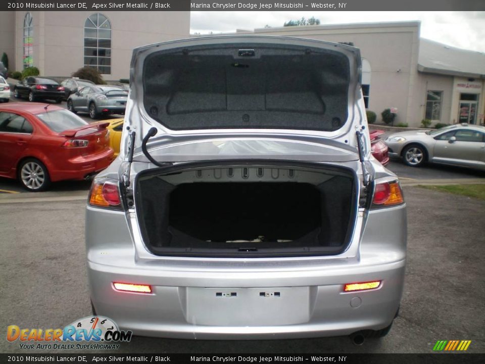 2010 Mitsubishi Lancer DE Apex Silver Metallic / Black Photo #17