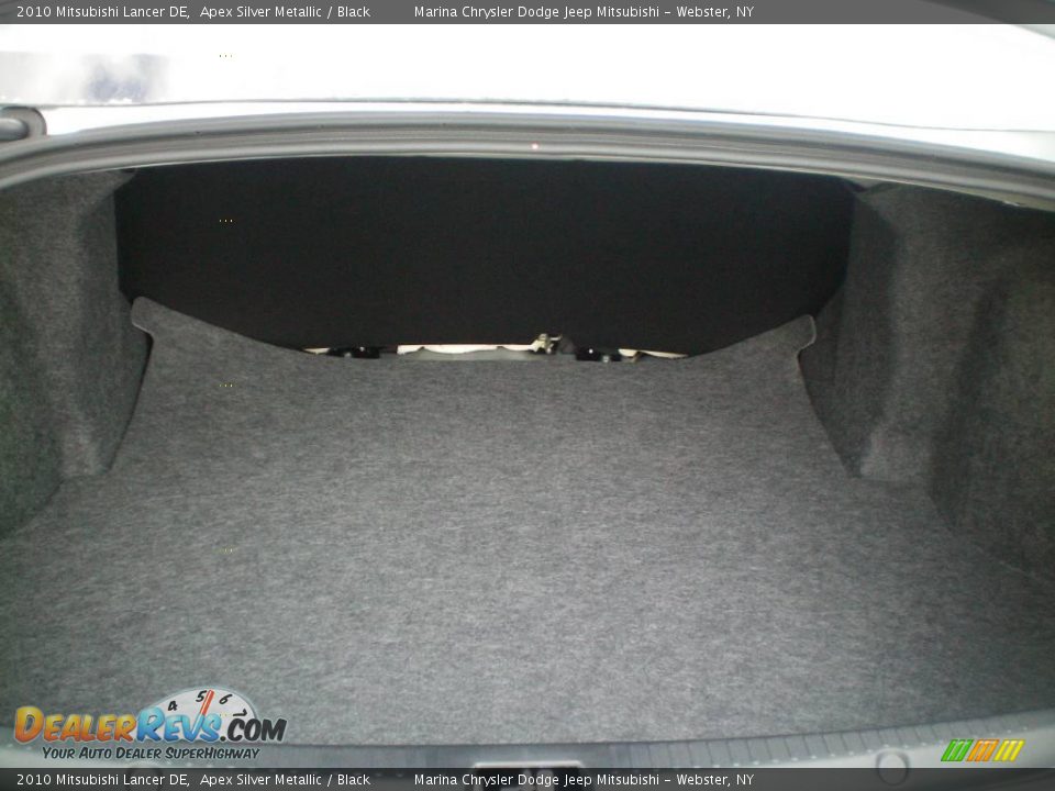 2010 Mitsubishi Lancer DE Apex Silver Metallic / Black Photo #18