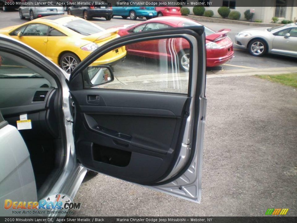 2010 Mitsubishi Lancer DE Apex Silver Metallic / Black Photo #21