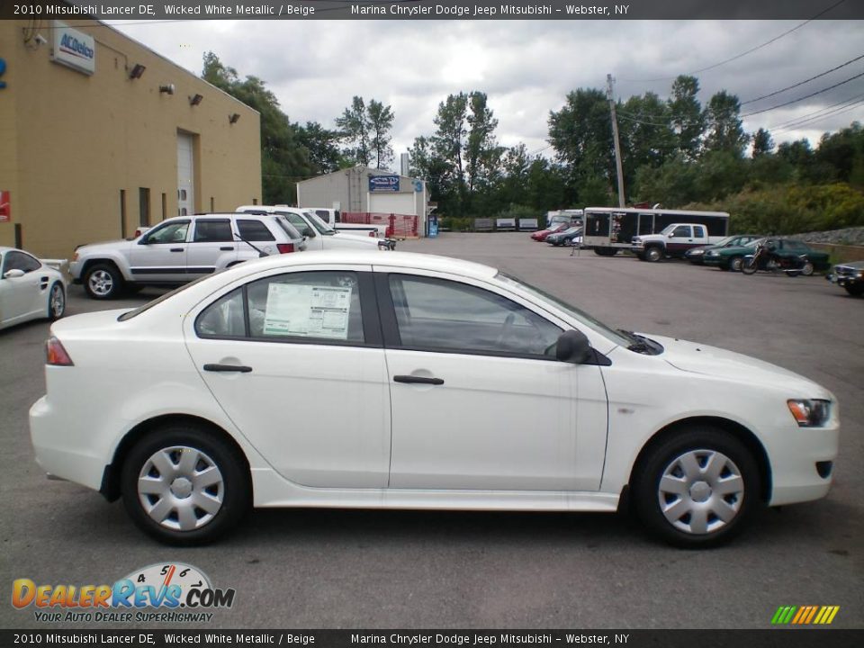 2010 Mitsubishi Lancer DE Wicked White Metallic / Beige Photo #10