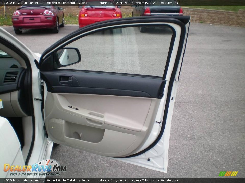 2010 Mitsubishi Lancer DE Wicked White Metallic / Beige Photo #21