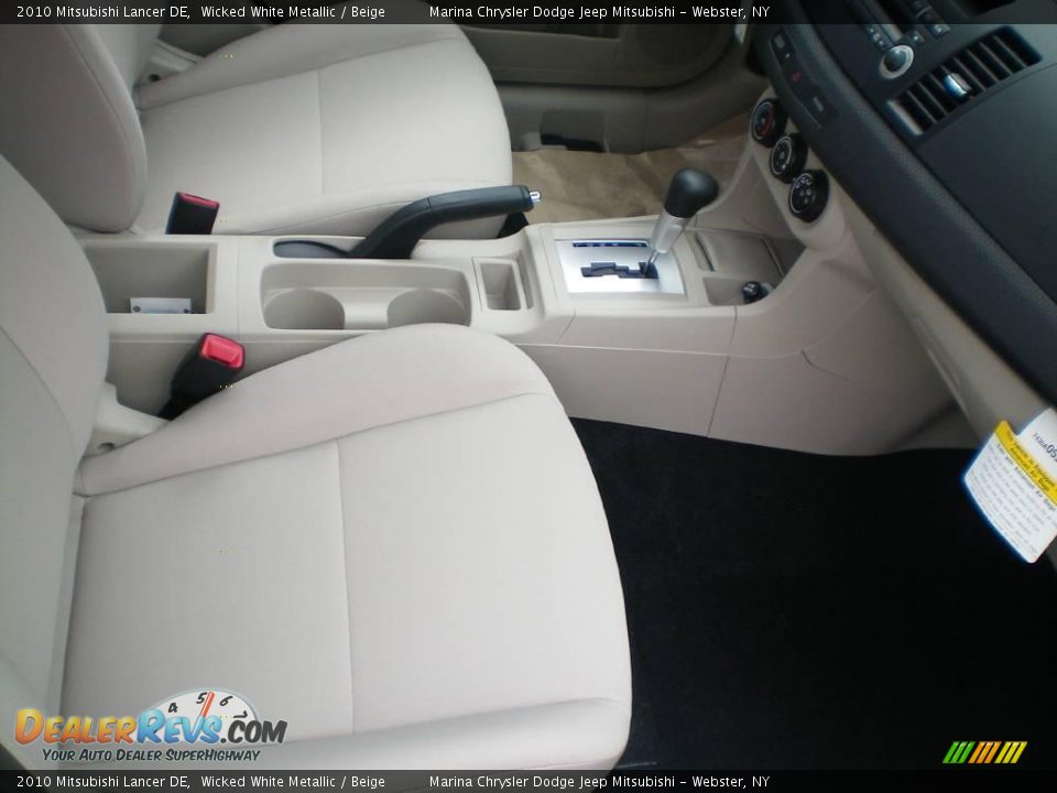 2010 Mitsubishi Lancer DE Wicked White Metallic / Beige Photo #22
