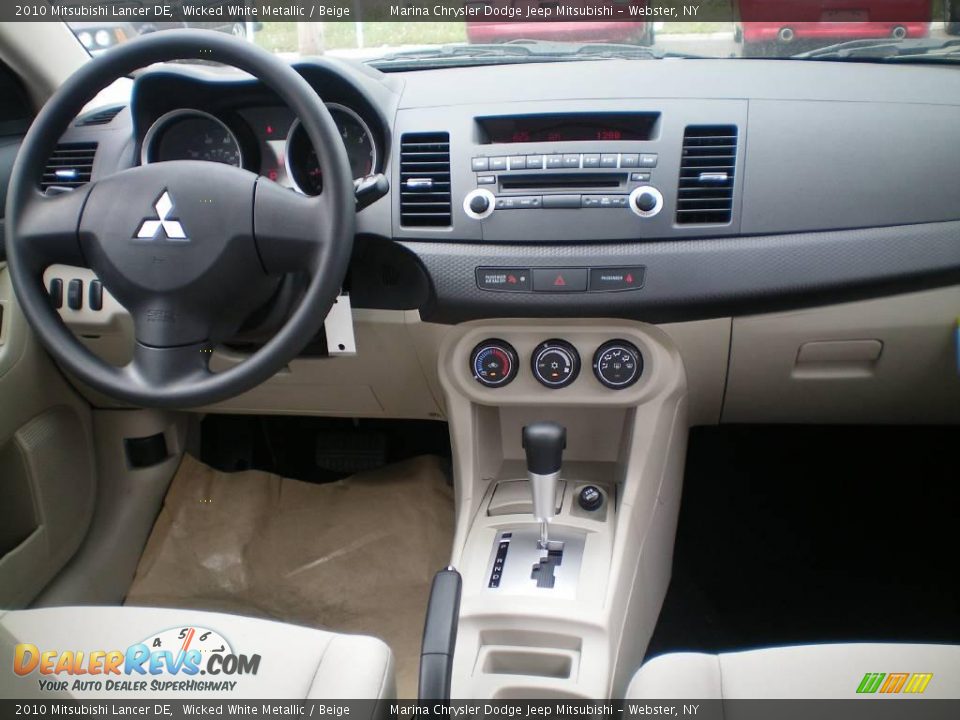 2010 Mitsubishi Lancer DE Wicked White Metallic / Beige Photo #24