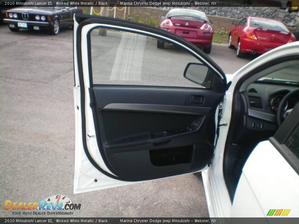 2010 Mitsubishi Lancer ES Wicked White Metallic / Black Photo #15