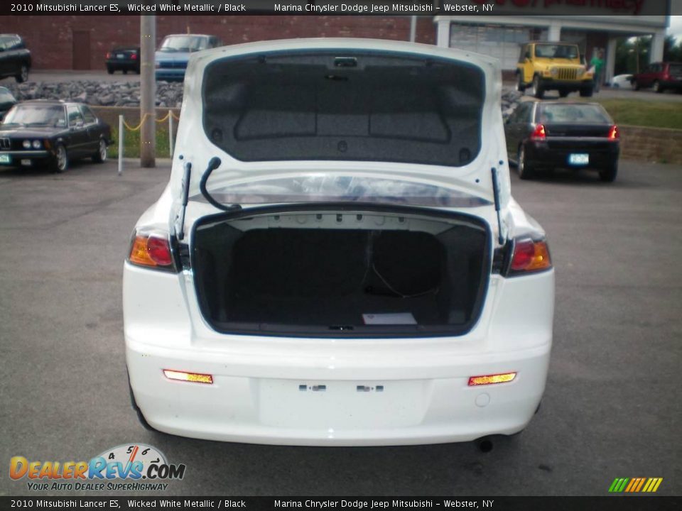 2010 Mitsubishi Lancer ES Wicked White Metallic / Black Photo #17