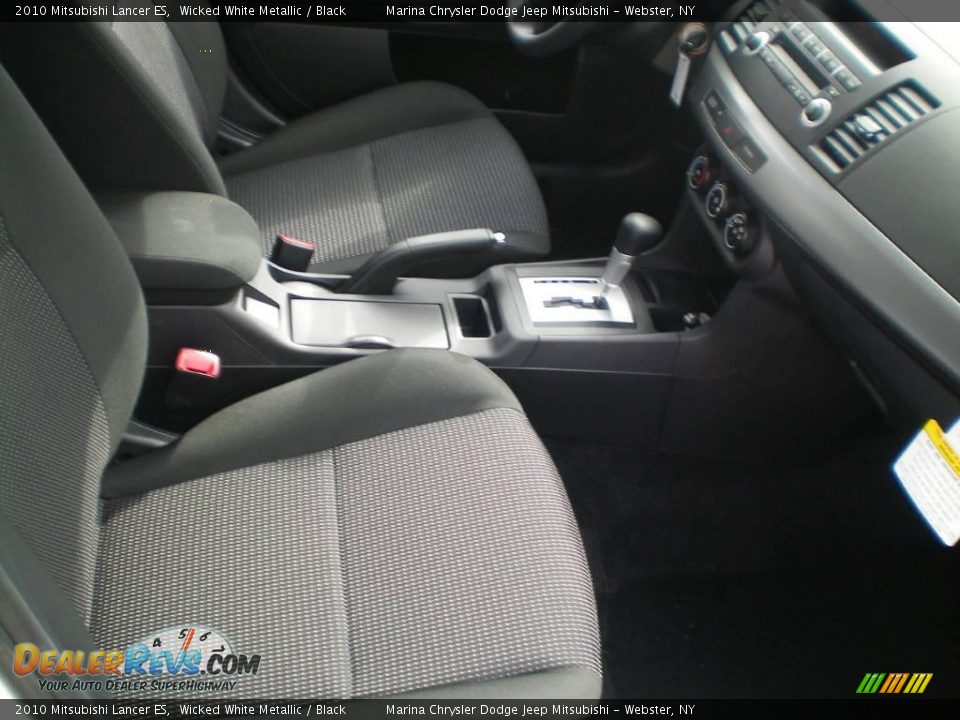 2010 Mitsubishi Lancer ES Wicked White Metallic / Black Photo #22