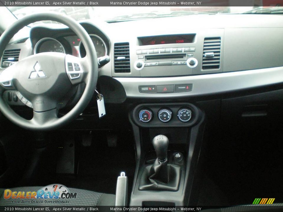 2010 Mitsubishi Lancer ES Apex Silver Metallic / Black Photo #25