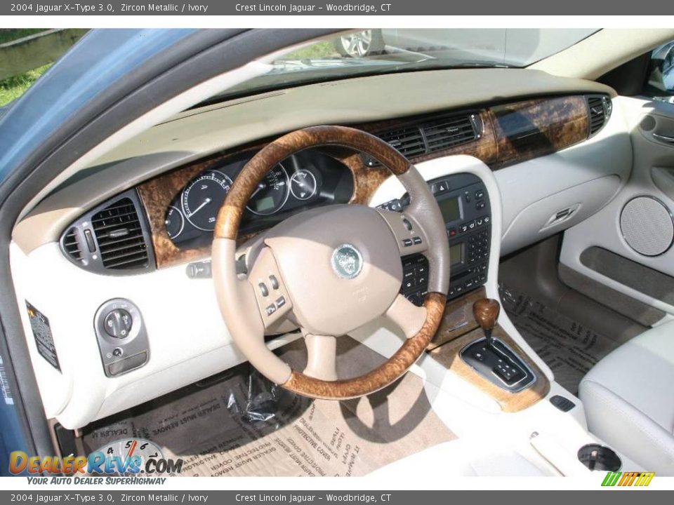 2004 Jaguar X-Type 3.0 Zircon Metallic / Ivory Photo #11