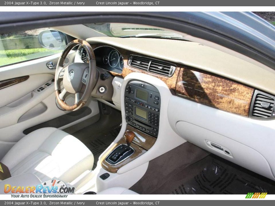 2004 Jaguar X-Type 3.0 Zircon Metallic / Ivory Photo #13