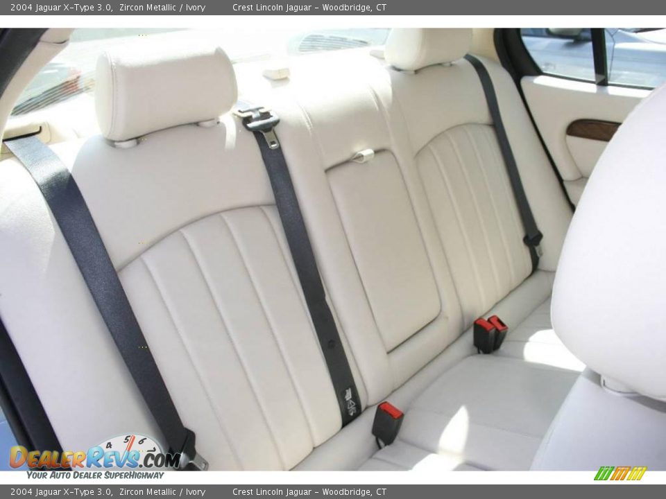 2004 Jaguar X-Type 3.0 Zircon Metallic / Ivory Photo #14
