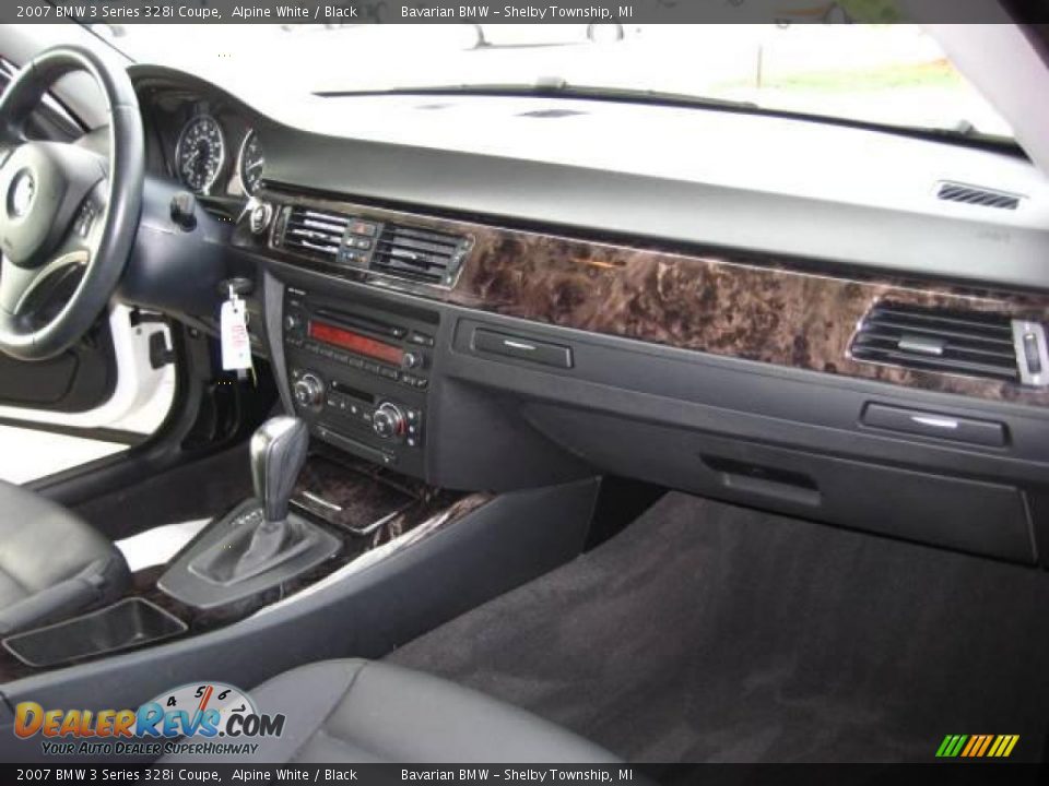 2007 BMW 3 Series 328i Coupe Alpine White / Black Photo #17