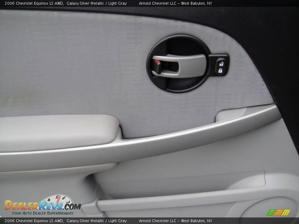 2006 Chevrolet Equinox LS AWD Galaxy Silver Metallic / Light Gray Photo #8