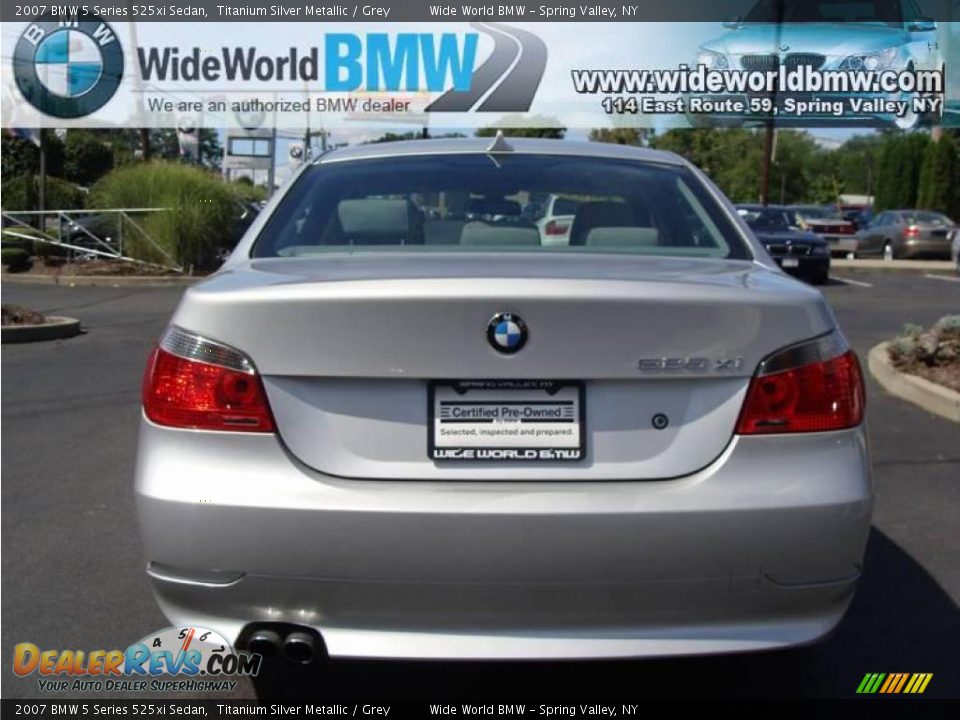 2007 BMW 5 Series 525xi Sedan Titanium Silver Metallic / Grey Photo #5