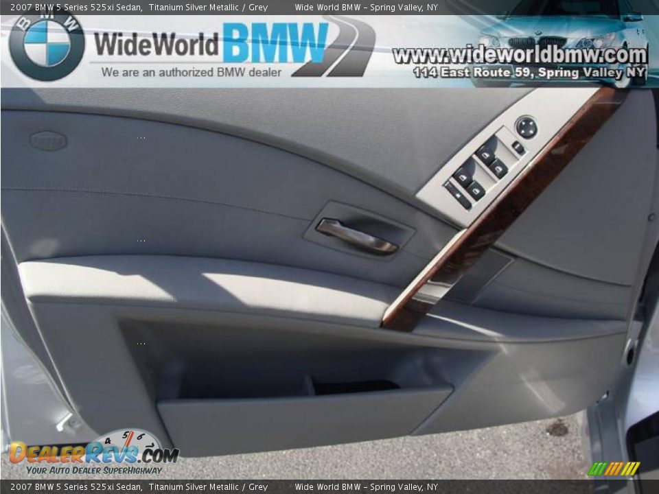 2007 BMW 5 Series 525xi Sedan Titanium Silver Metallic / Grey Photo #7