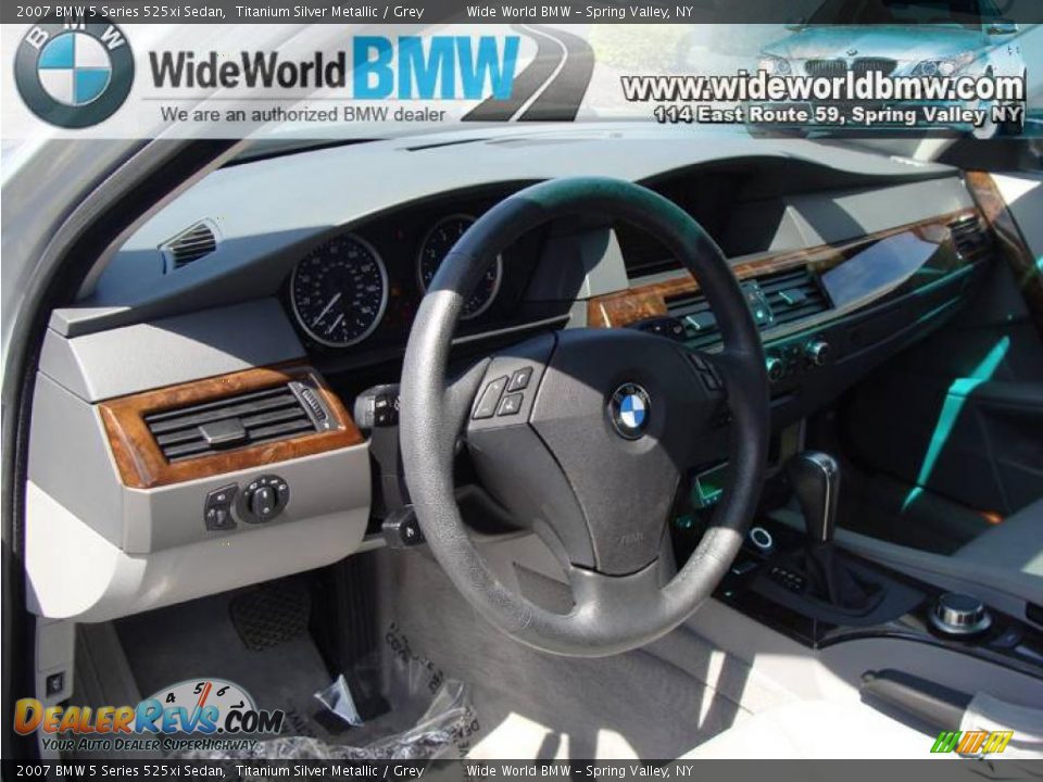 2007 BMW 5 Series 525xi Sedan Titanium Silver Metallic / Grey Photo #8
