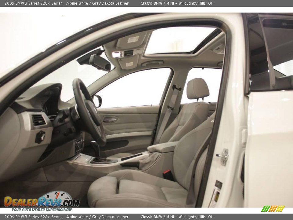 2009 BMW 3 Series 328xi Sedan Alpine White / Grey Dakota Leather Photo #17