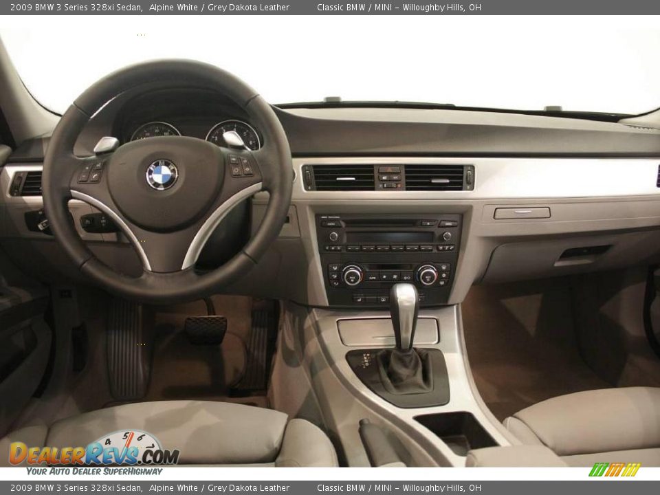 2009 BMW 3 Series 328xi Sedan Alpine White / Grey Dakota Leather Photo #22