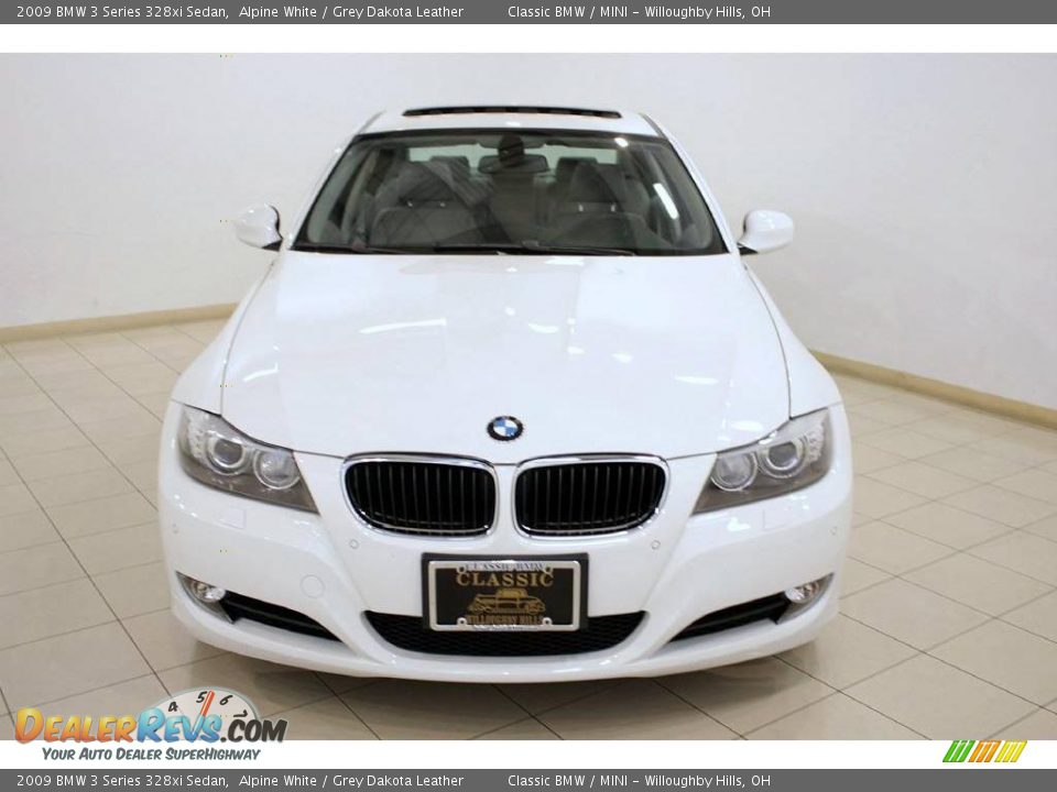 2009 BMW 3 Series 328xi Sedan Alpine White / Grey Dakota Leather Photo #2