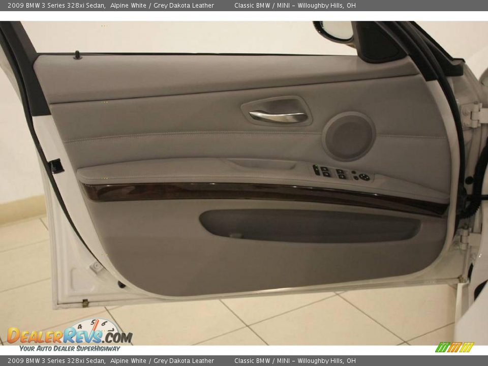 2009 BMW 3 Series 328xi Sedan Alpine White / Grey Dakota Leather Photo #8