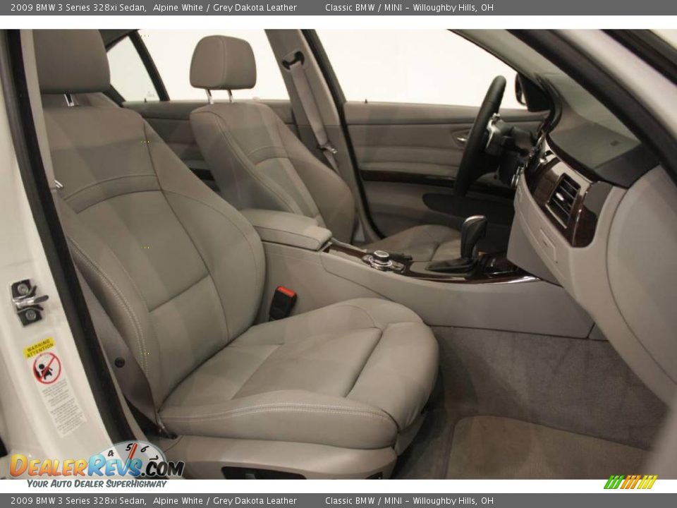 2009 BMW 3 Series 328xi Sedan Alpine White / Grey Dakota Leather Photo #21