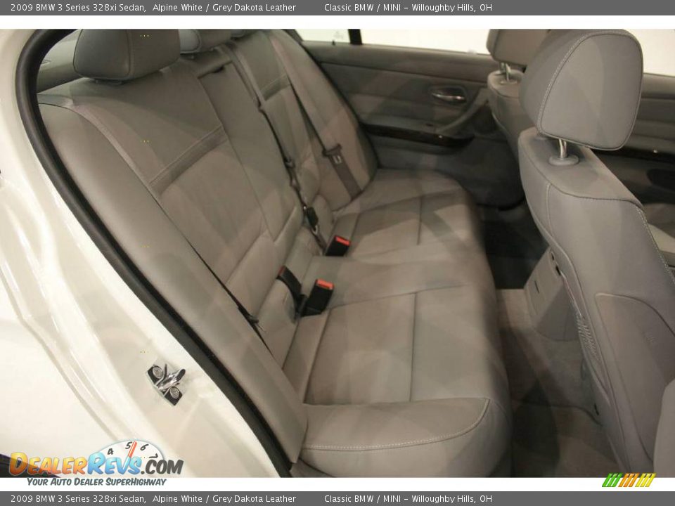 2009 BMW 3 Series 328xi Sedan Alpine White / Grey Dakota Leather Photo #22