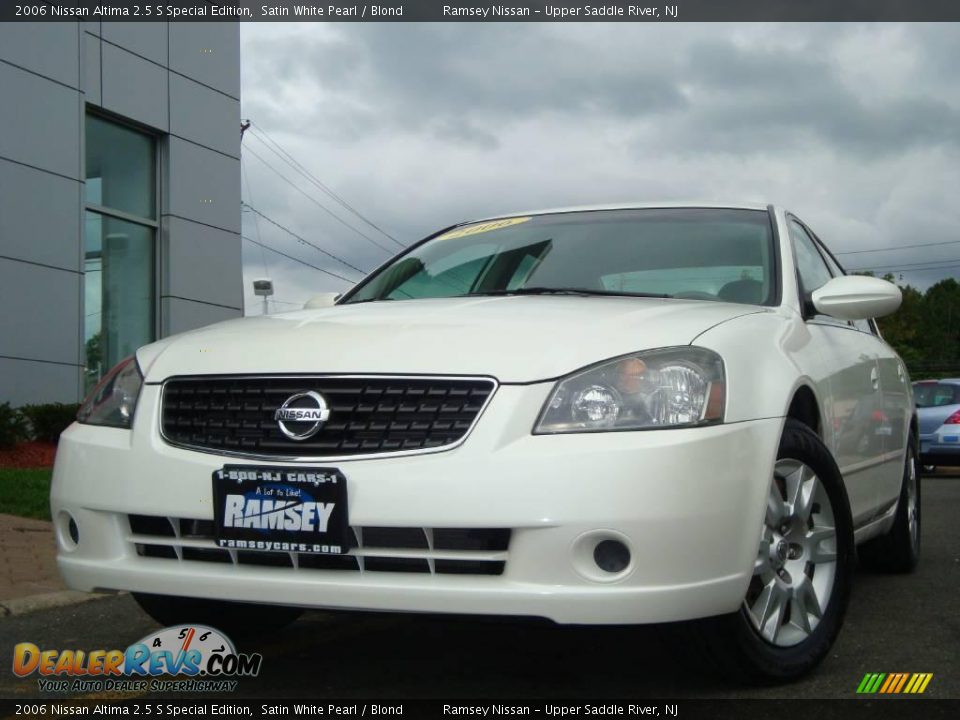 2006 Nissan Altima 2.5 S Special Edition Satin White Pearl / Blond Photo #3