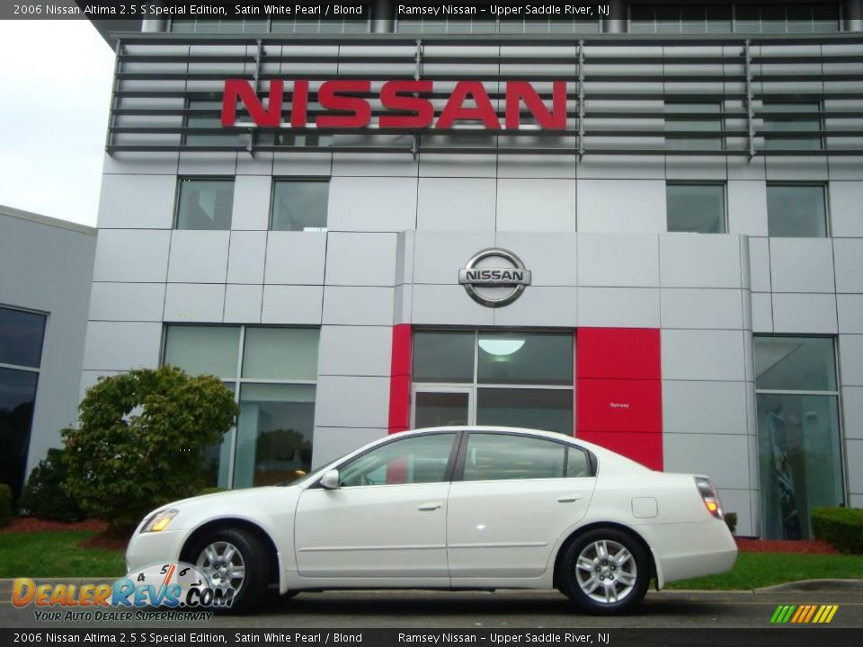 2006 Nissan Altima 2.5 S Special Edition Satin White Pearl / Blond Photo #6