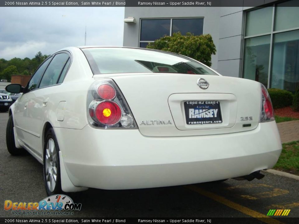 2006 Nissan Altima 2.5 S Special Edition Satin White Pearl / Blond Photo #9