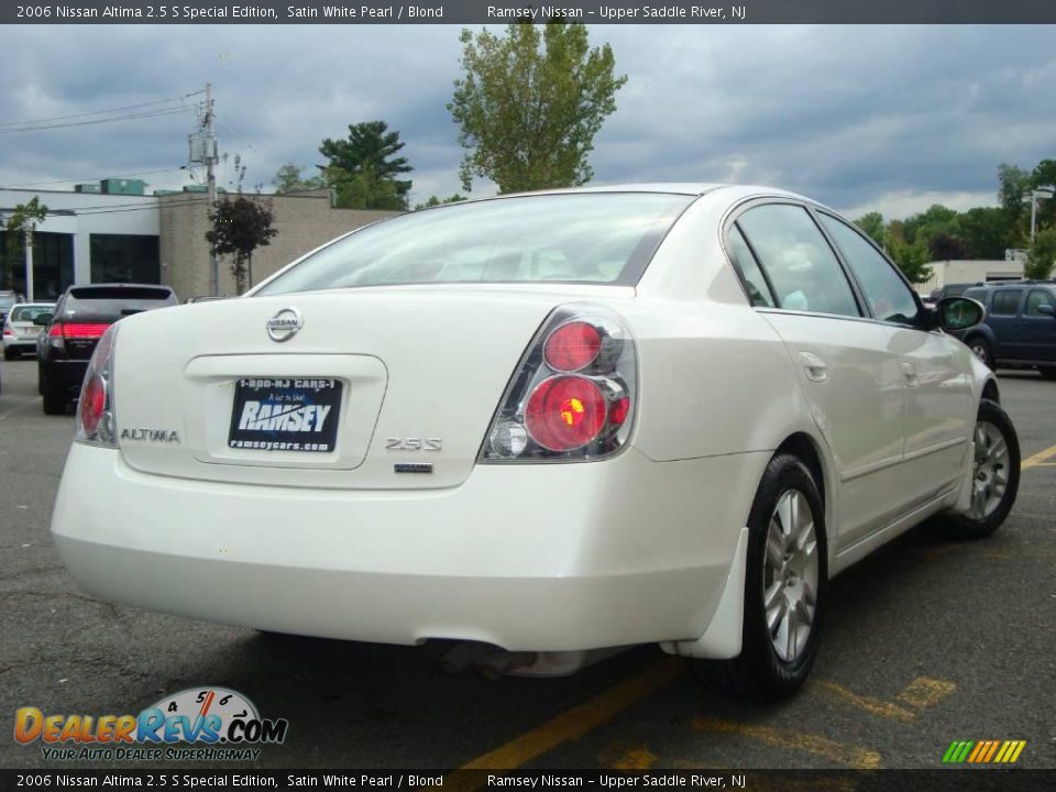 2006 Nissan Altima 2.5 S Special Edition Satin White Pearl / Blond Photo #11