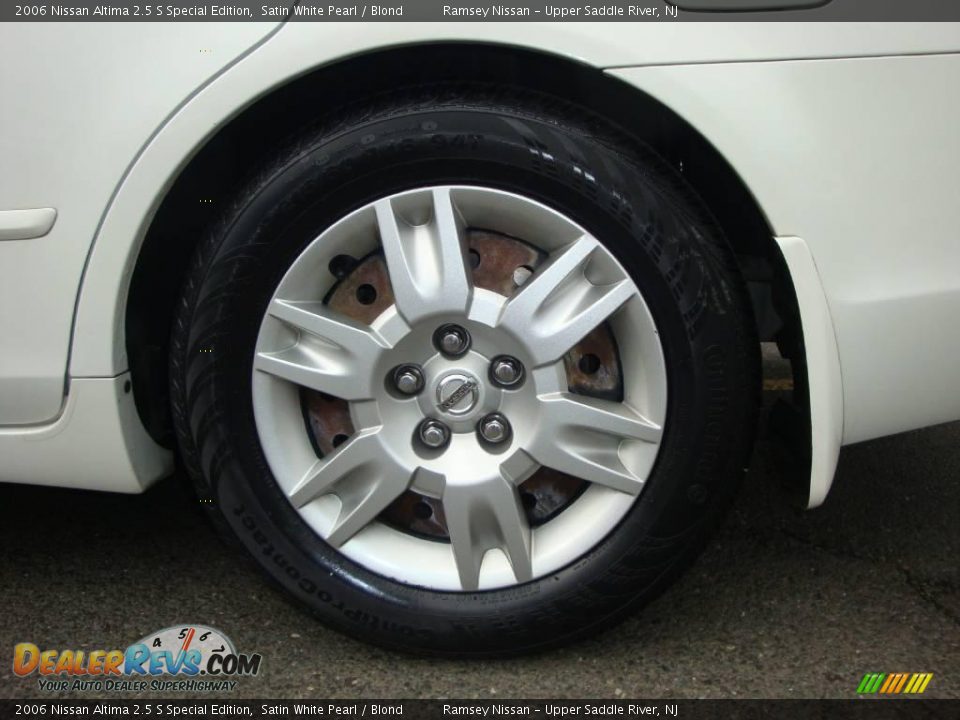 2006 Nissan Altima 2.5 S Special Edition Satin White Pearl / Blond Photo #26