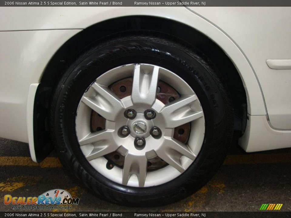 2006 Nissan Altima 2.5 S Special Edition Satin White Pearl / Blond Photo #27