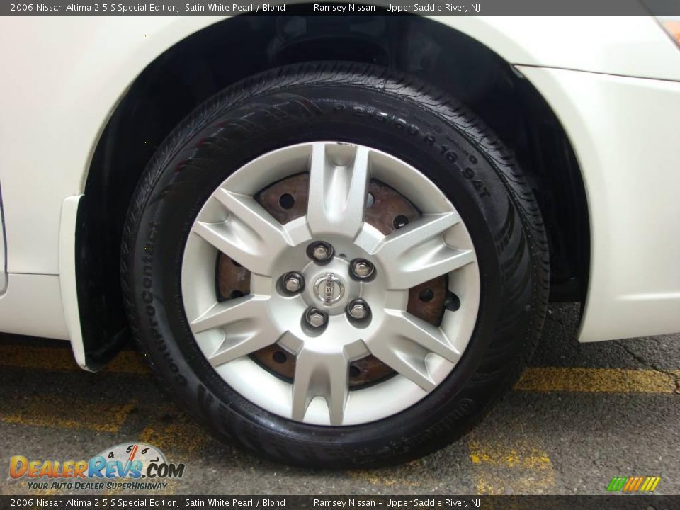 2006 Nissan Altima 2.5 S Special Edition Satin White Pearl / Blond Photo #28