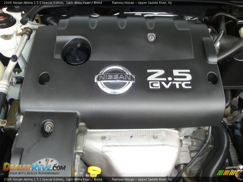 2006 Nissan Altima 2.5 S Special Edition Satin White Pearl / Blond Photo #30