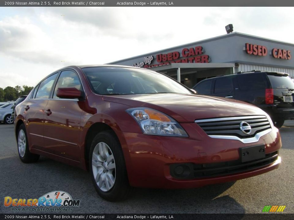 2009 Nissan Altima 2.5 S Red Brick Metallic / Charcoal Photo #1