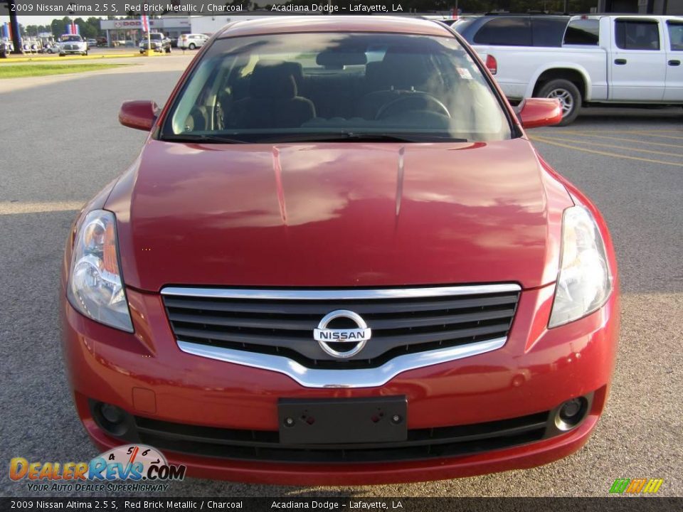 2009 Nissan Altima 2.5 S Red Brick Metallic / Charcoal Photo #8