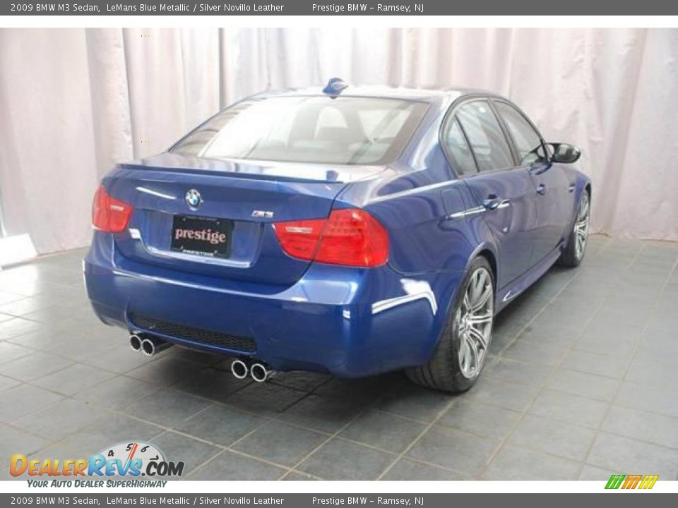 2009 BMW M3 Sedan LeMans Blue Metallic / Silver Novillo Leather Photo #2