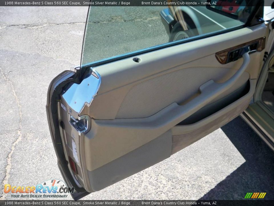1988 Mercedes-Benz S Class 560 SEC Coupe Smoke Silver Metallic / Beige Photo #13