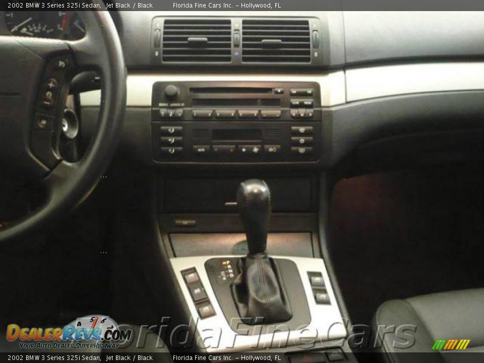 2002 BMW 3 Series 325i Sedan Jet Black / Black Photo #18