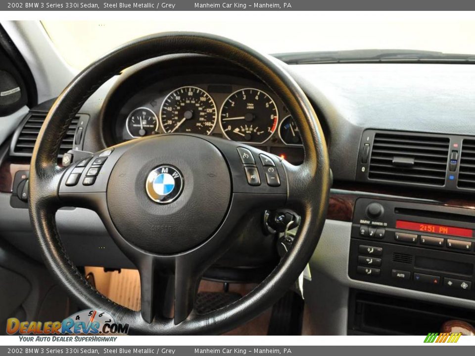 2002 BMW 3 Series 330i Sedan Steel Blue Metallic / Grey Photo #12