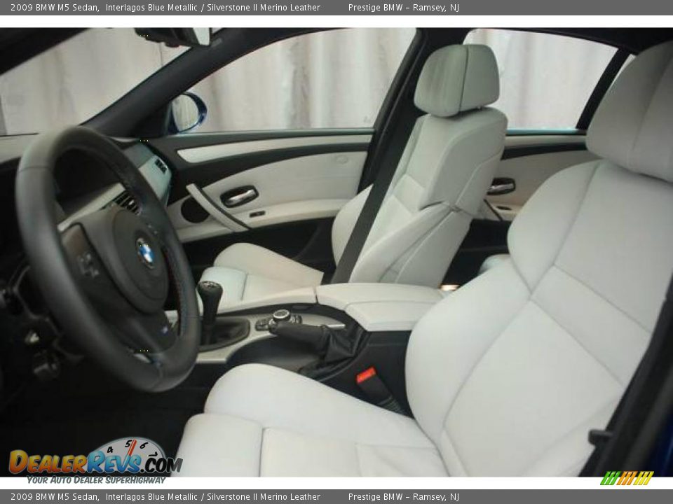 2009 BMW M5 Sedan Interlagos Blue Metallic / Silverstone II Merino Leather Photo #5