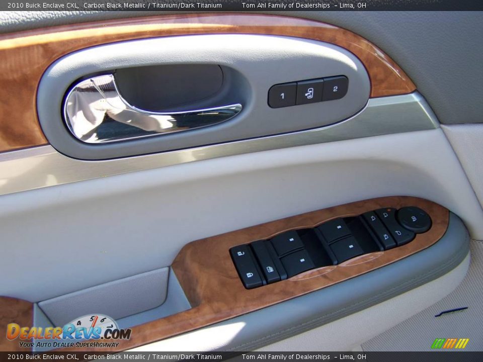 2010 Buick Enclave CXL Carbon Black Metallic / Titanium/Dark Titanium Photo #10