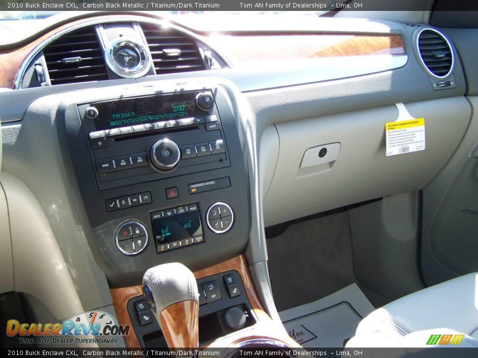 2010 Buick Enclave CXL Carbon Black Metallic / Titanium/Dark Titanium Photo #22