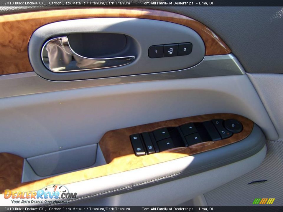 2010 Buick Enclave CXL Carbon Black Metallic / Titanium/Dark Titanium Photo #10