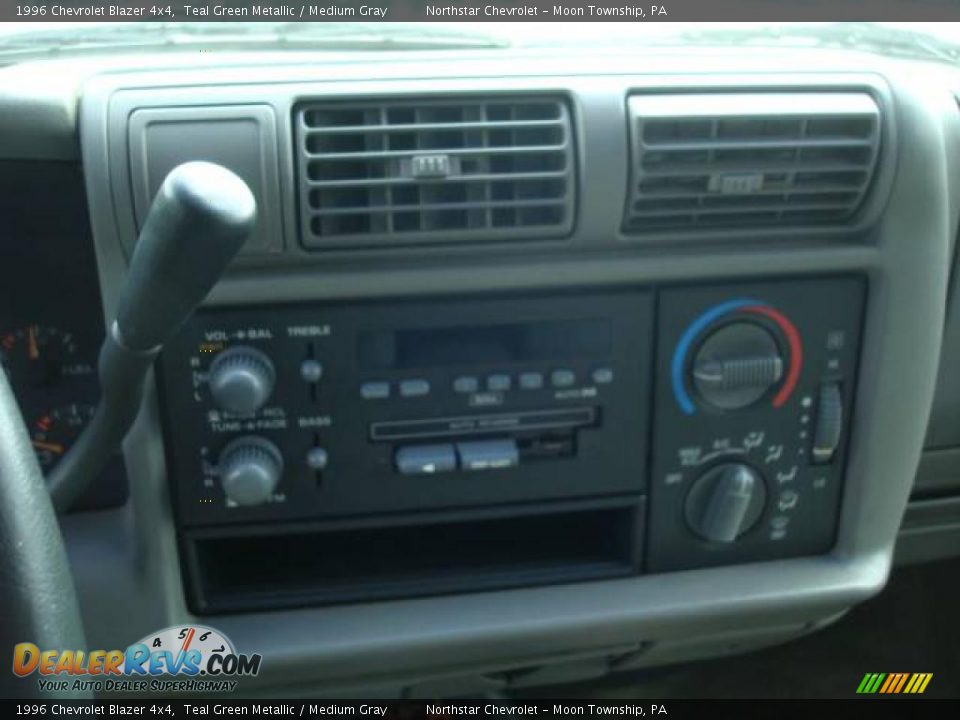 1996 Chevrolet Blazer 4x4 Teal Green Metallic / Medium Gray Photo #13